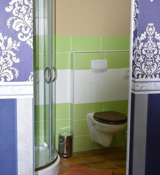 스탠다드 룸, Gastund Weinhaus Zwiebelturm