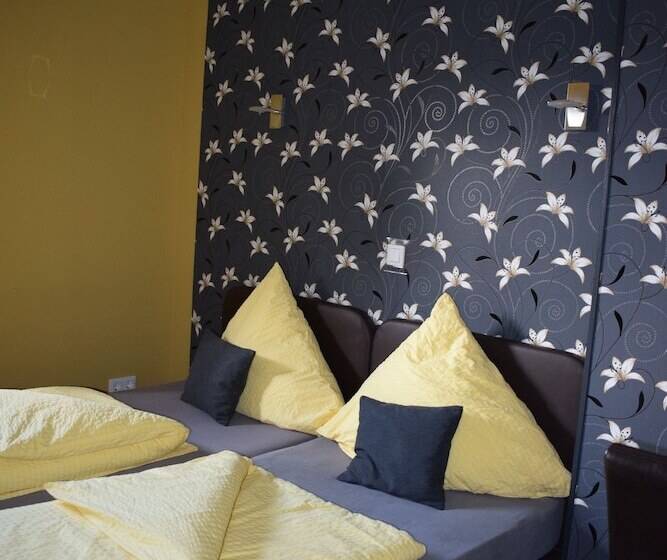 스탠다드 룸, Gastund Weinhaus Zwiebelturm