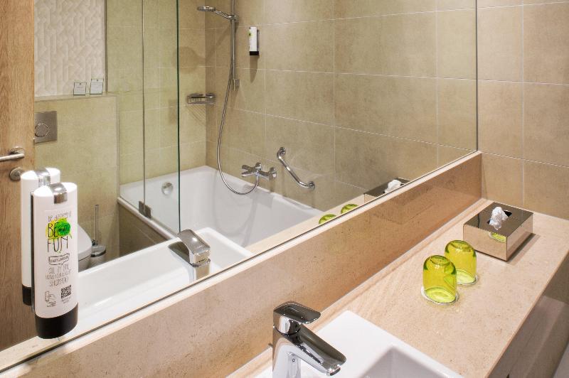 اتاق استاندارد, Holiday Inn Frankfurt Airport, An Ihg
