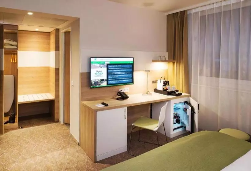 اتاق پرمیوم, Holiday Inn Frankfurt Airport, An Ihg