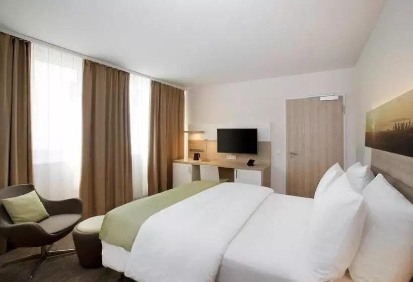 اتاق استاندارد با تخت دوبل, Holiday Inn Frankfurt Airport, An Ihg