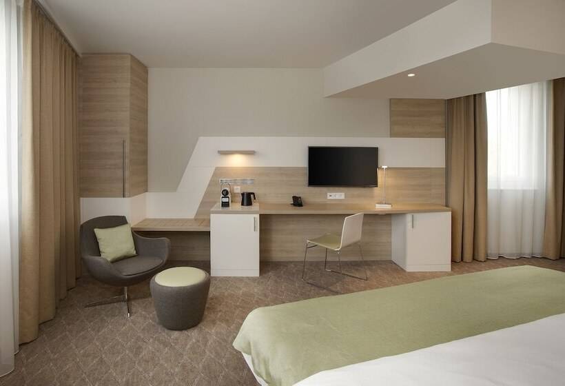 高级客房, Holiday Inn Frankfurt Airport, An Ihg