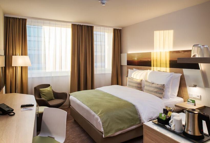 اتاق استاندارد با تخت دوبل, Holiday Inn Frankfurt Airport, An Ihg