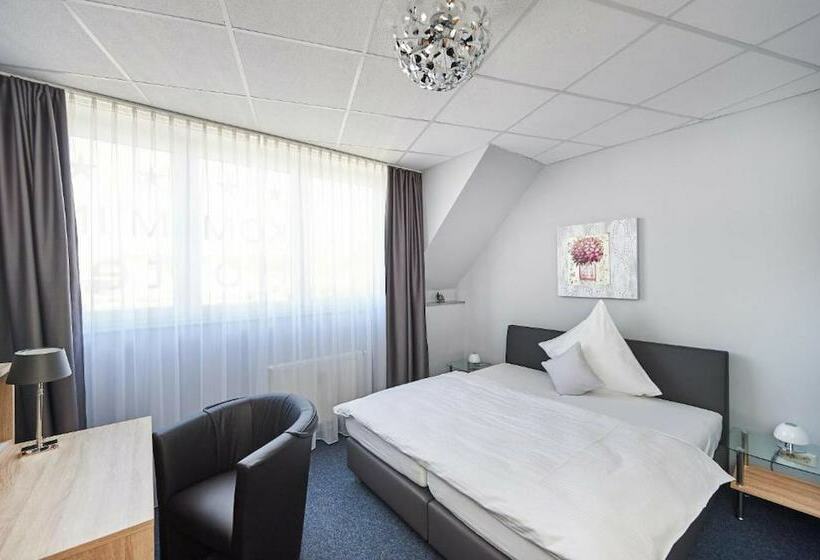 Номер Стандарт, Komm In