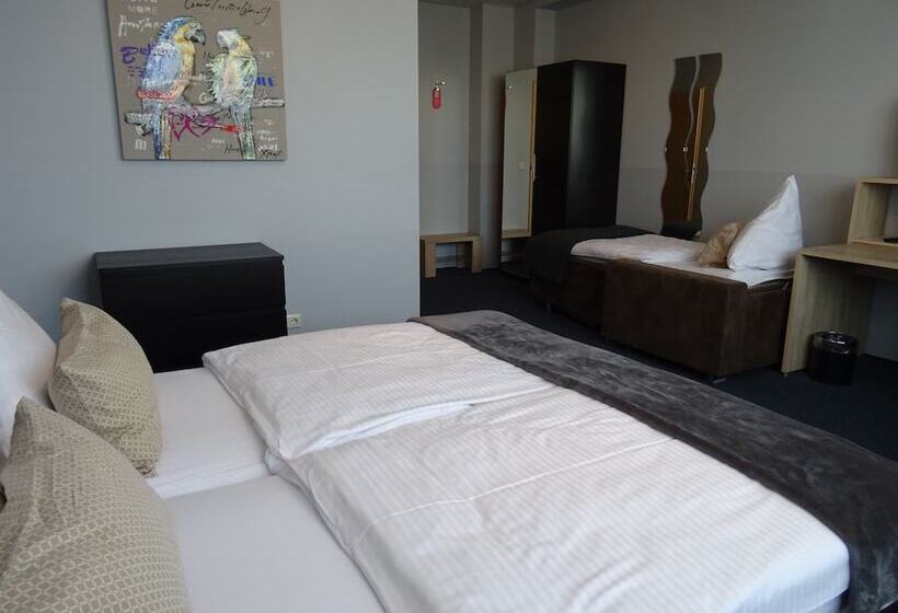 패밀리 룸, Komm  In