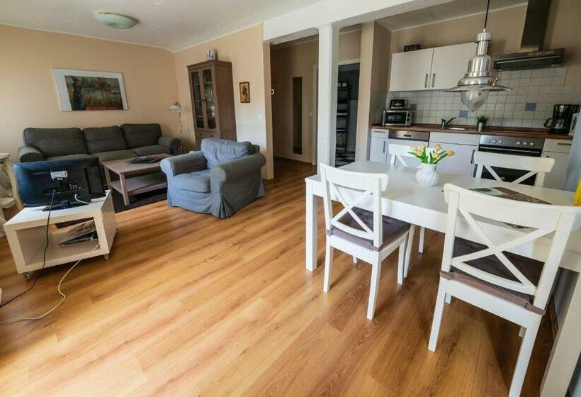 テラス付き１ベッドルームアパートメント, Landhotel Rehedyk