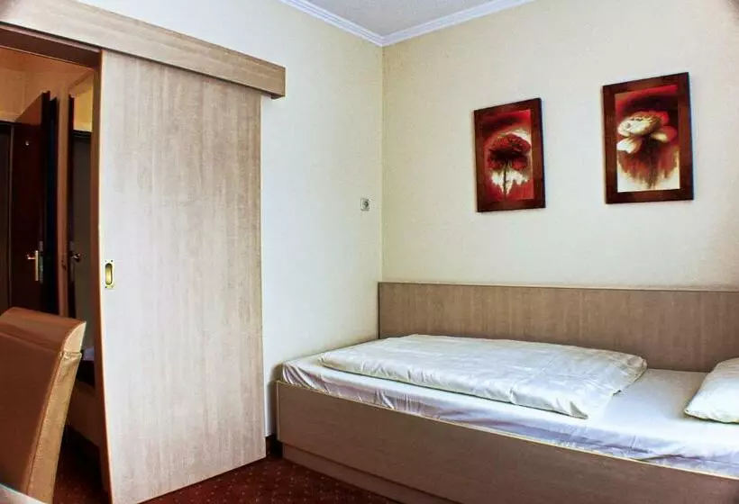 Deluxe Yhden Hengen Huone, M&m Hotel Seevetal