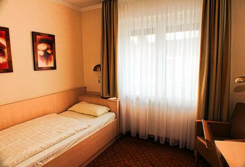 Standard Yhden Hengen Huone, M&m Hotel Seevetal