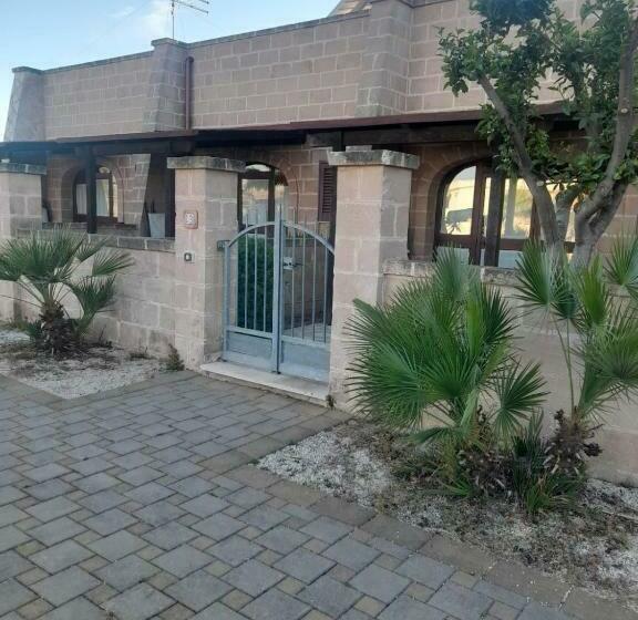 بنجلو قياسى, Oasi Del Visir Resort