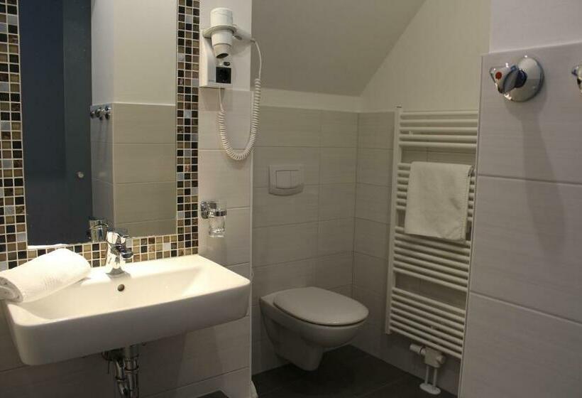 标准间, Rendsburg