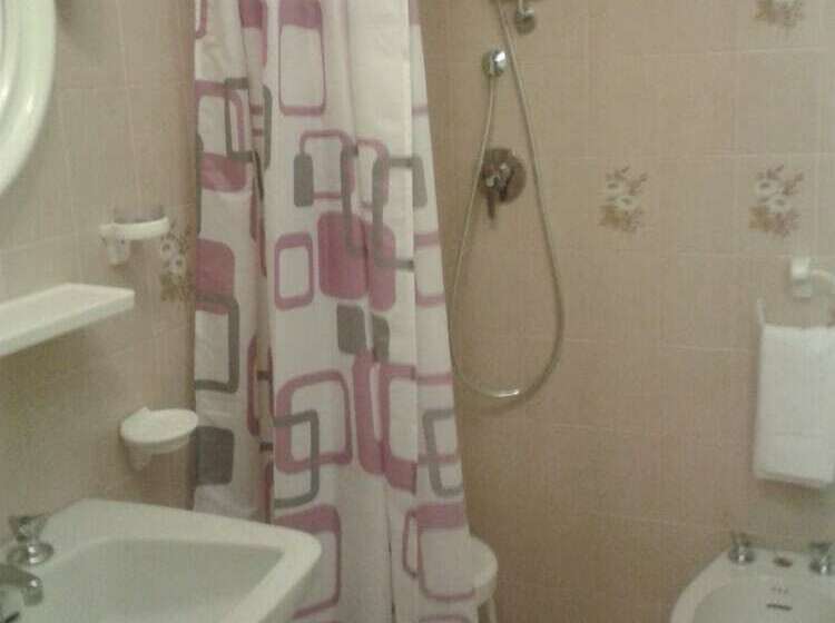 スタンダードルーム, Rosalpina