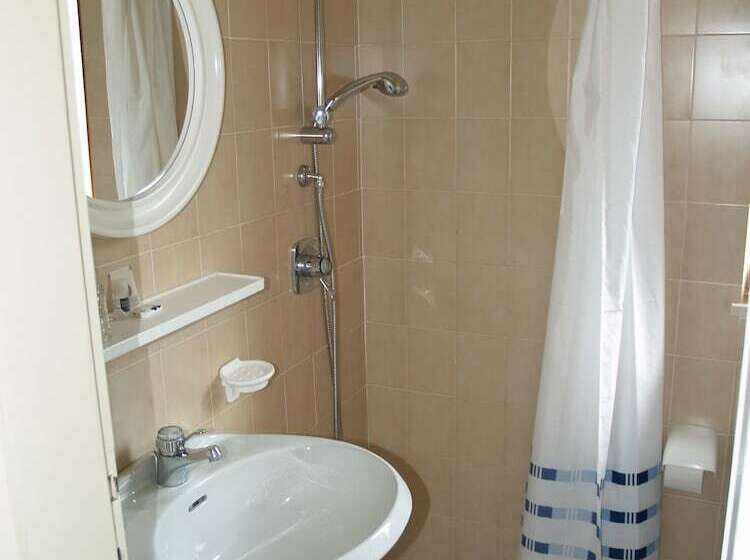 スタンダードルーム, Rosalpina