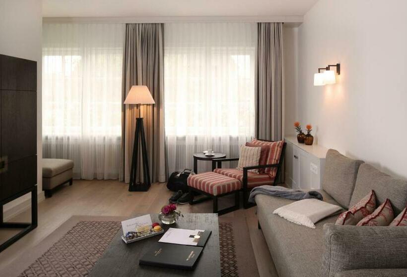 جناح جونيور, Severin's Resort & Spa