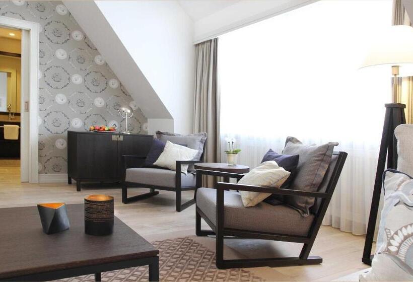 جناح جونيور دوبلكس, Severin's Resort & Spa