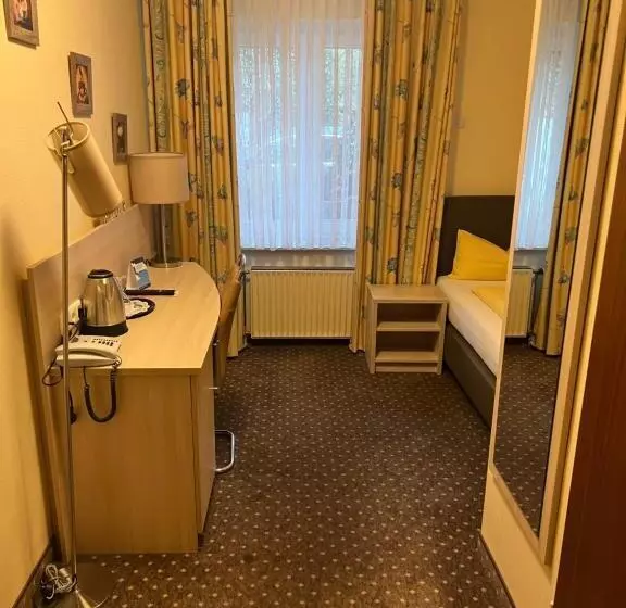 Deluxe Yhden Hengen Huone, M&m Hotel Seevetal