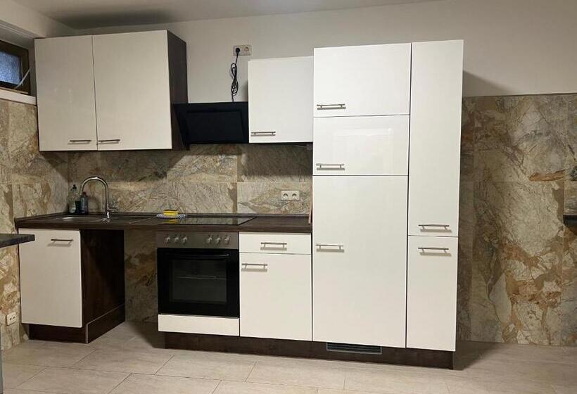 غرفة قياسية حمام مشترك, M&m Hotel   Seevetal