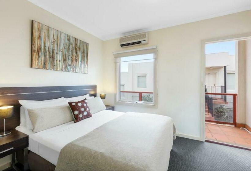 Апартаменты 3 Спальни, Hawthorn Gardens Serviced Apartments