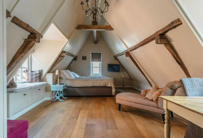 수피리어 룸, Abbey Abcoude