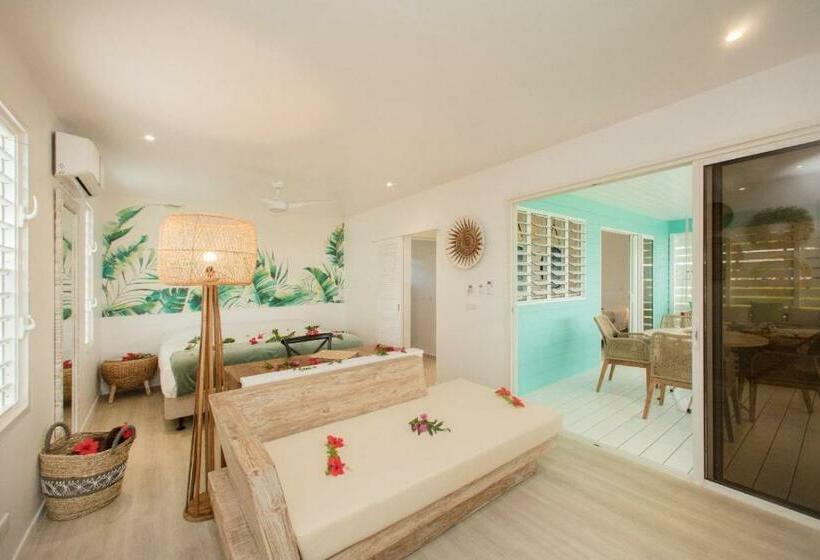 بانگلوی استاندارد با چشمانداز دریا, Raiatea Lodge