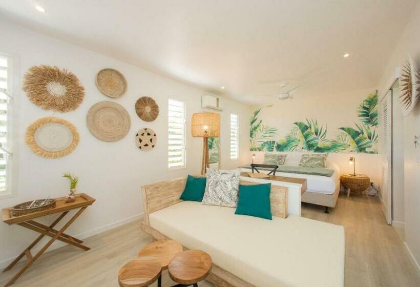 بانگلوی استاندارد با چشم‌انداز دریا, Raiatea Lodge