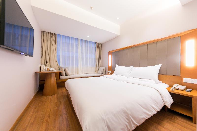 Superior Oda, Ji Hotel Shanghai Yan An Road