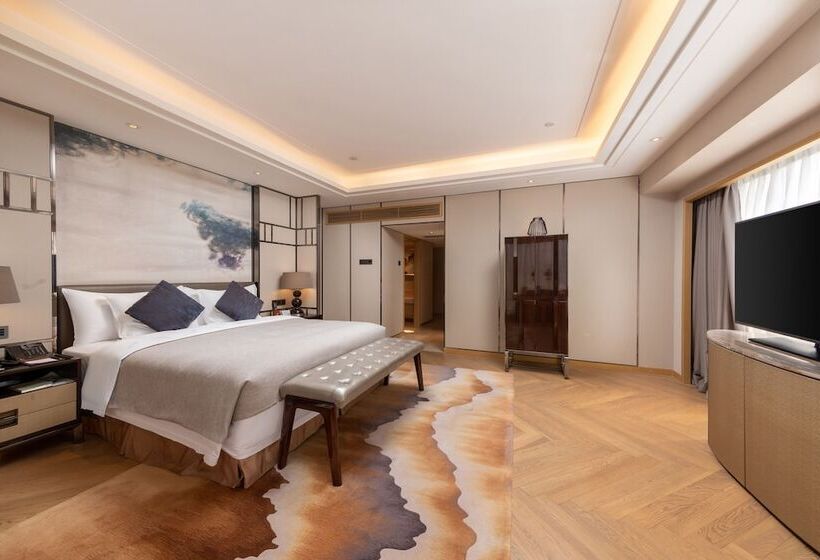 اتاق سوپریور, Zhuhai Longzhuda International