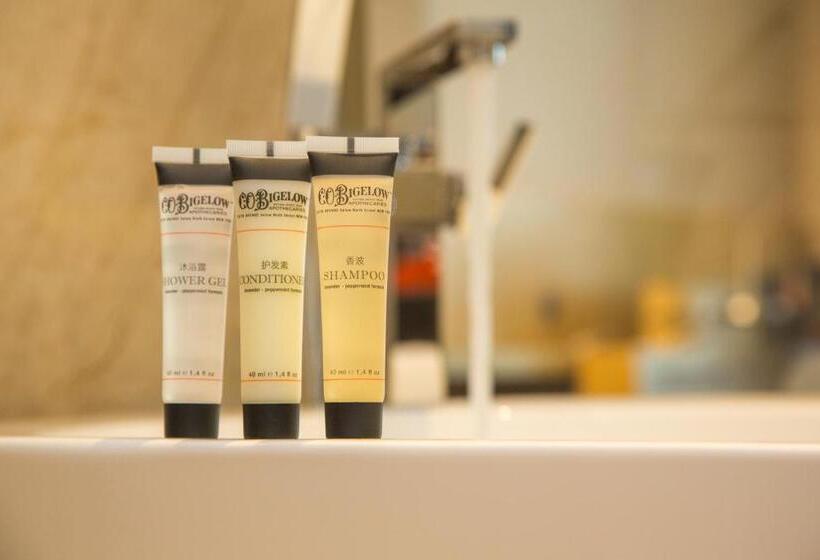 高级大房间, Pullman Shishi Mattison