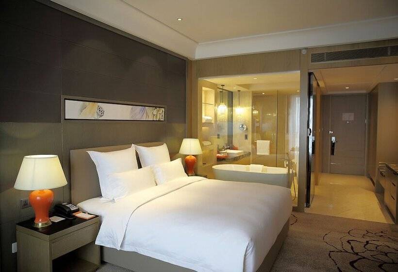 高级大房间, Pullman Shishi Mattison