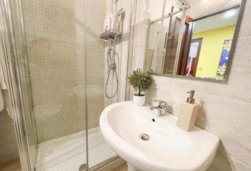 标准间, B&b Dietro Il Politeama