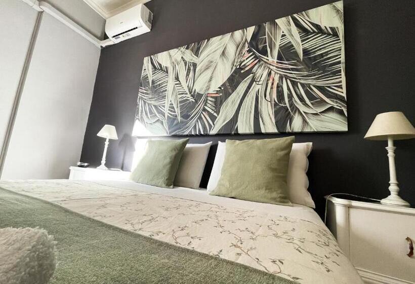 标准三人间共用浴室, B&b Dietro Il Politeama