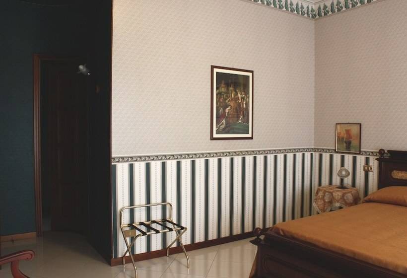 标准间, B&b Dietro Il Politeama