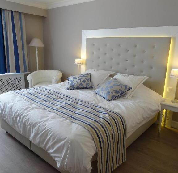 غرفة عائلية, Ara Dune