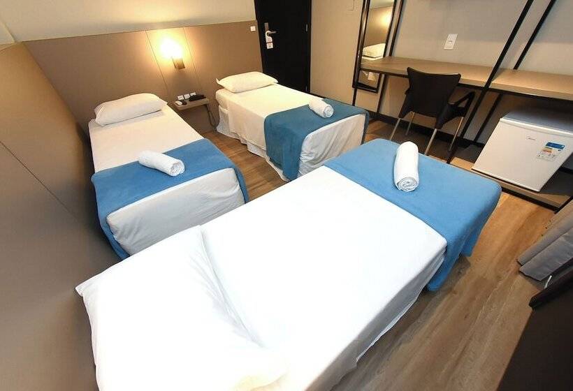 Chambre Triple Standard, Arco Do Sol Park