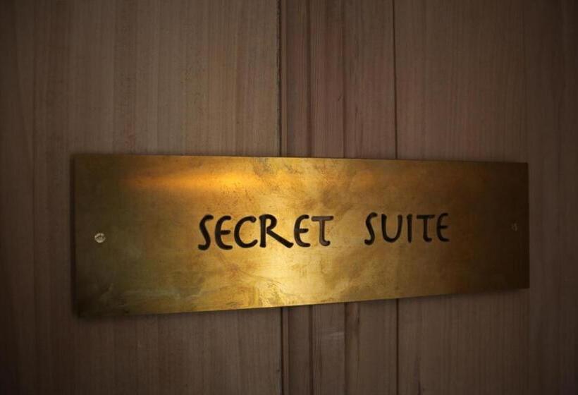 Deluxe Svit, B&b 1669