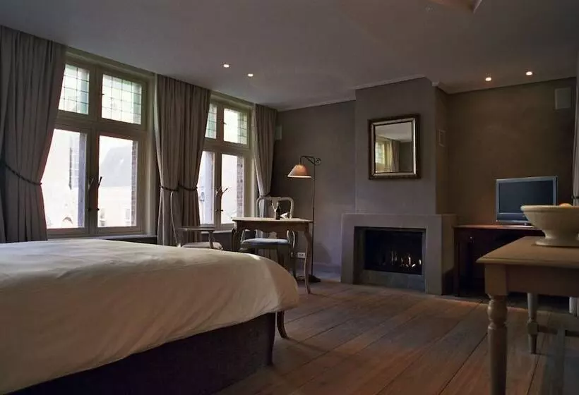 سوییت لوکس, B&b 1669