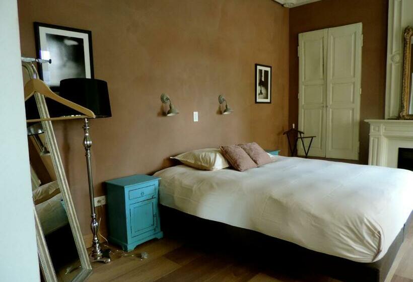 غرفة ديلوكس سرير كينج مطلة على المدينة, B&b Saintsauveur Bruges