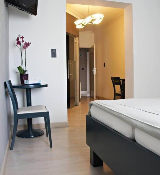 Полулюкс, Belrom