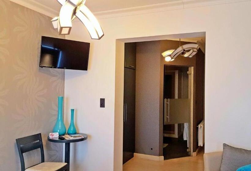 Полулюкс, Belrom