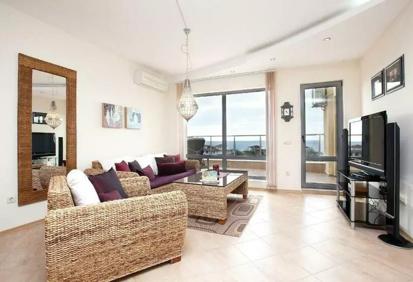 バルコニー付2ベッドルームアパートメント, Byala Panorama Resort
