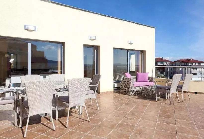 海の見える3ベッドルームアパートメント, Byala Panorama Resort