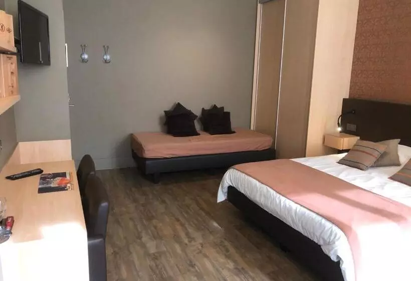 デラックスルーム, Duivels Paterke Harelbeeksestraat 29, 8500 Kortrijk