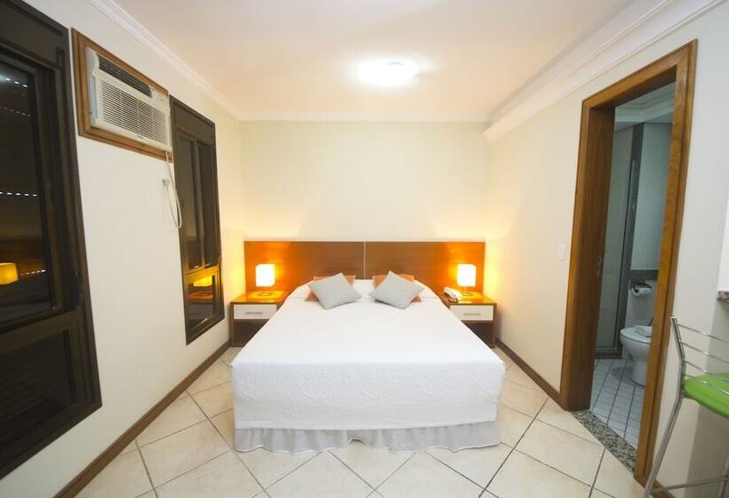 Номер Deluxe, Edifício Metropolis