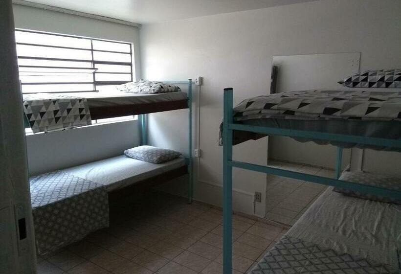 共用房间的床, Hostel Freeway