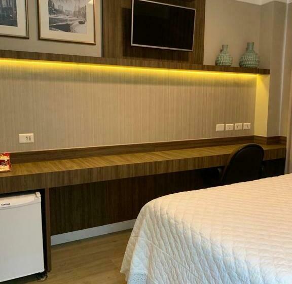 غرفة سوبيريور سرير كينج, Nohotel Premium Americana