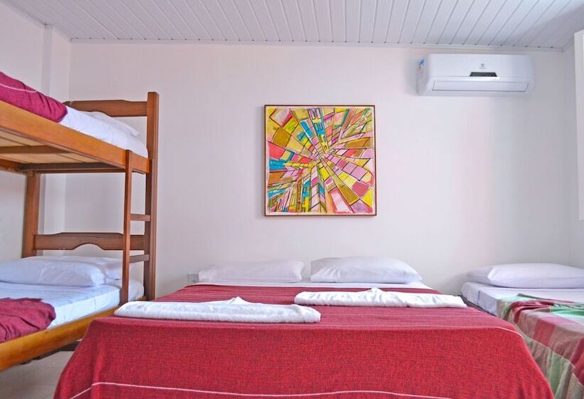 غرفة عادية خماسية, Pousada Aconchego