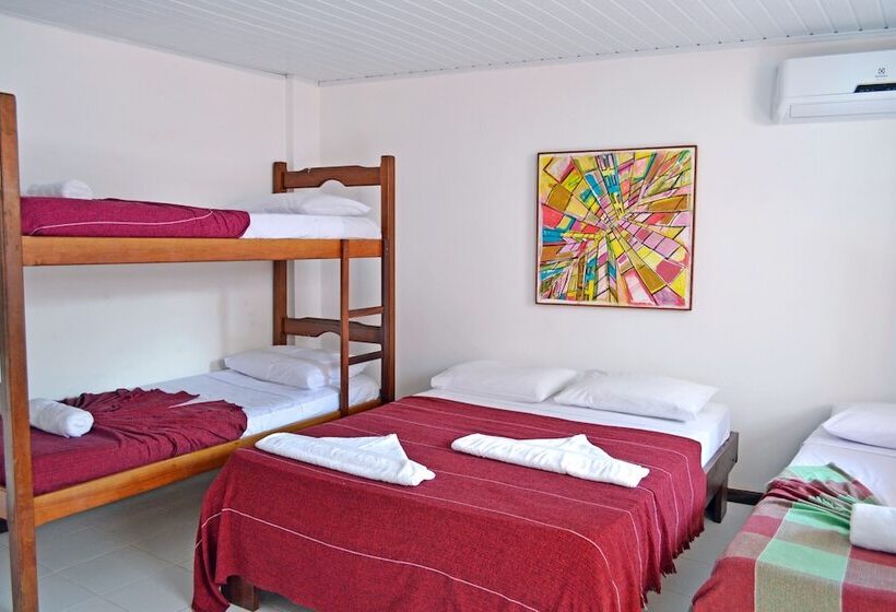 غرفة عادية خماسية, Pousada Aconchego