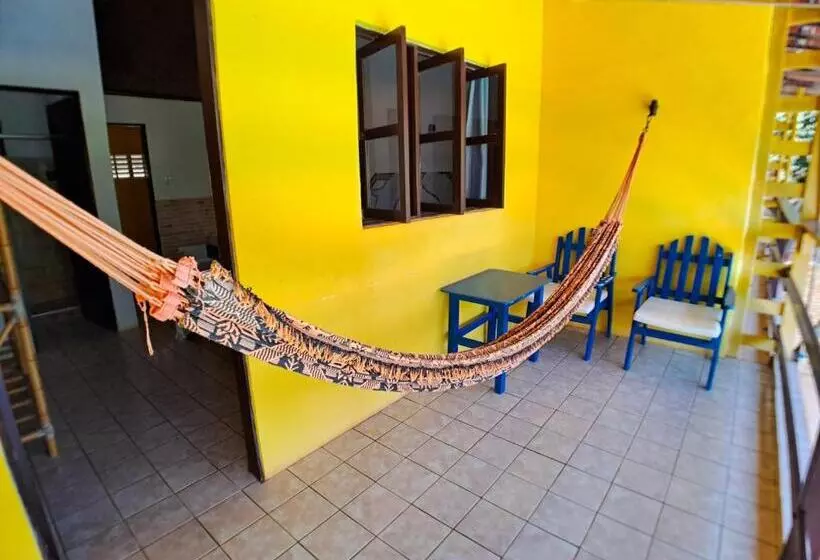 プールの見えるスタンダードトリプルルーム, Pousada Praia Do Amor Pipa