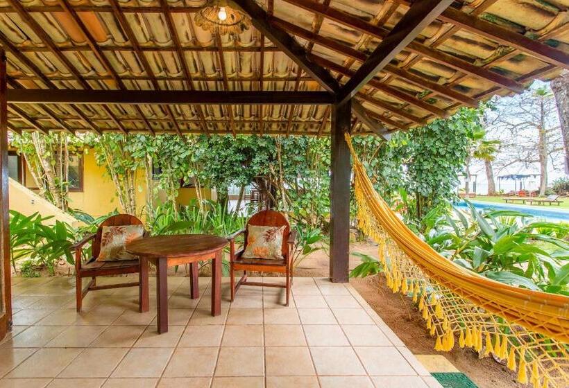 غرفة قياسية ثلاثية, Pousada Villa Bianca