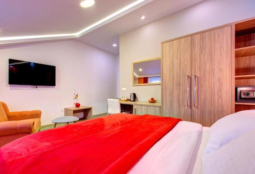 اتاق سوپریور, Villa Cardak