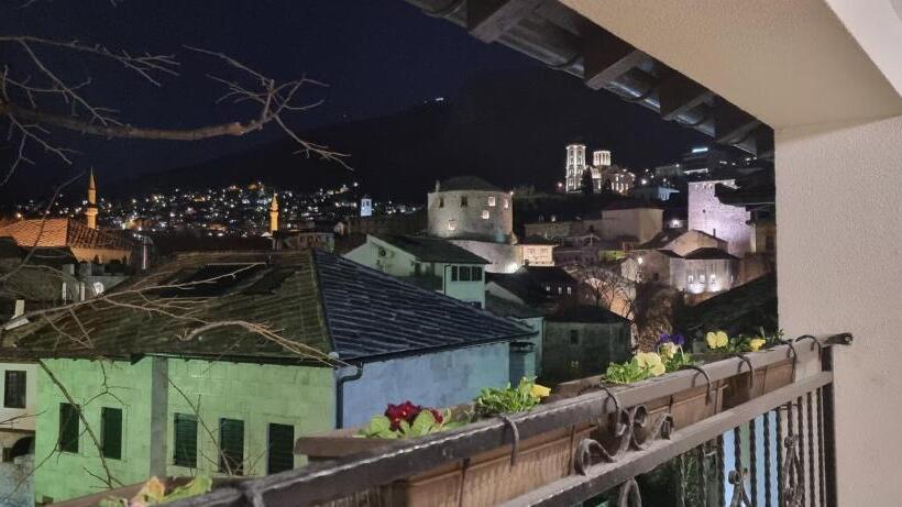 اتاق سوپریور با بالکن, Villa Cardak